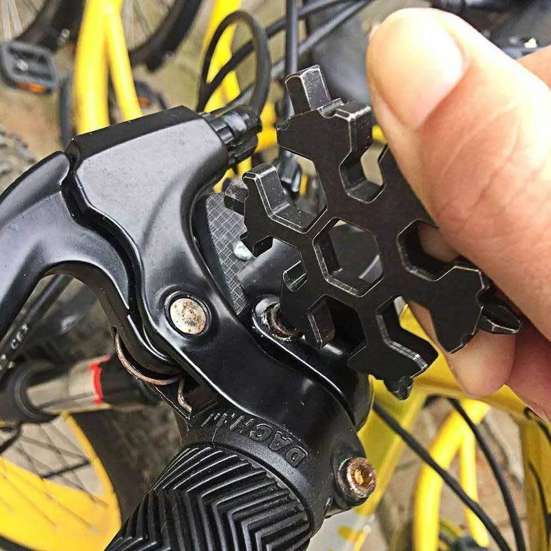 ( 🎁 New Year Hot Sale - 30% Off ) 18-in-1 Stainless Steel Snowflakes Multi-Tool