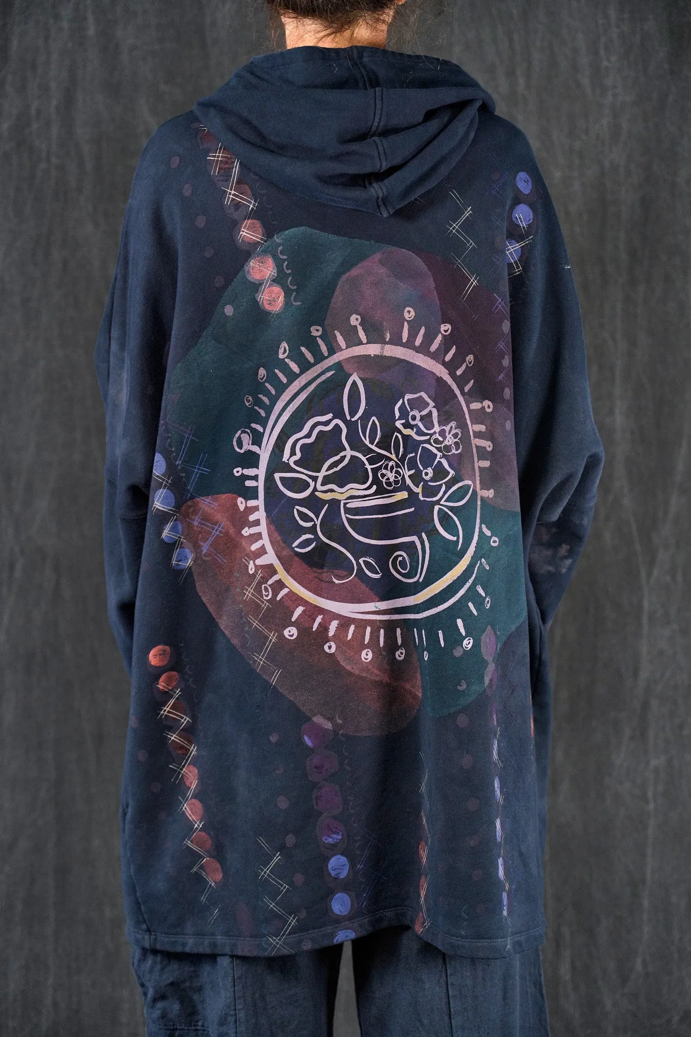 5255 HZ Square Zipper Hoodie Black Still Life
