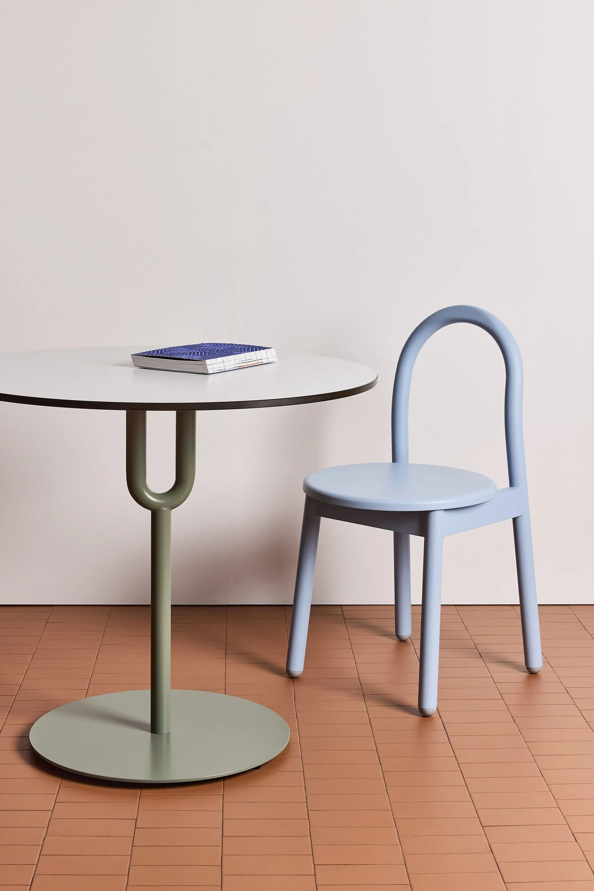 Bobby Chair - Metal