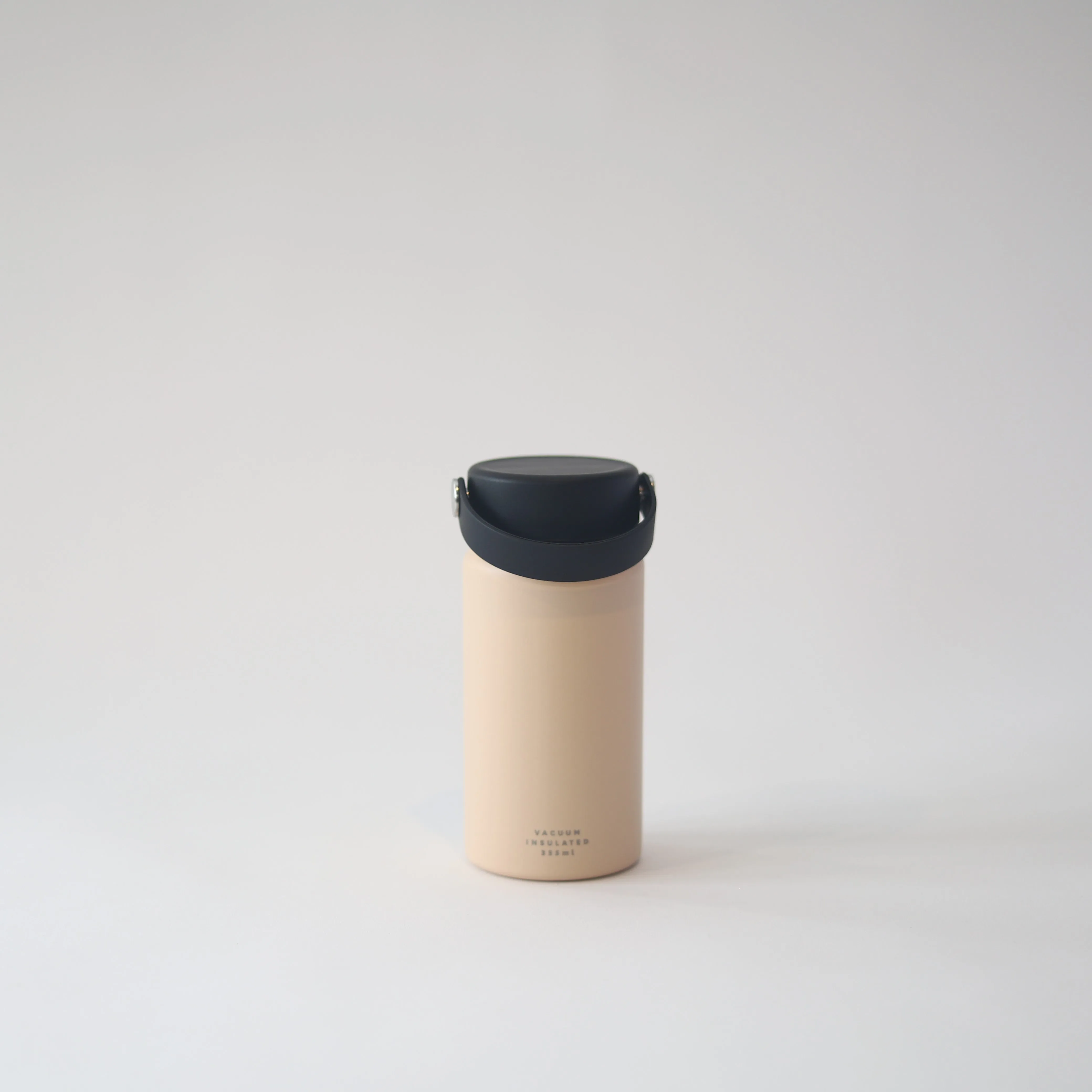 Dawny Adventure Club Insulated Cup 355mL - Oat