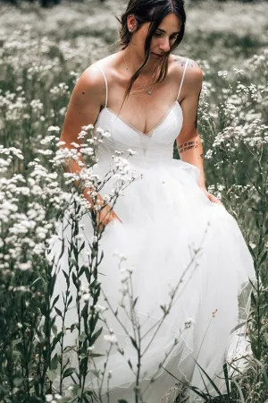 Enchanting Ruching Tulle Outdoor Wedding Dress 2021