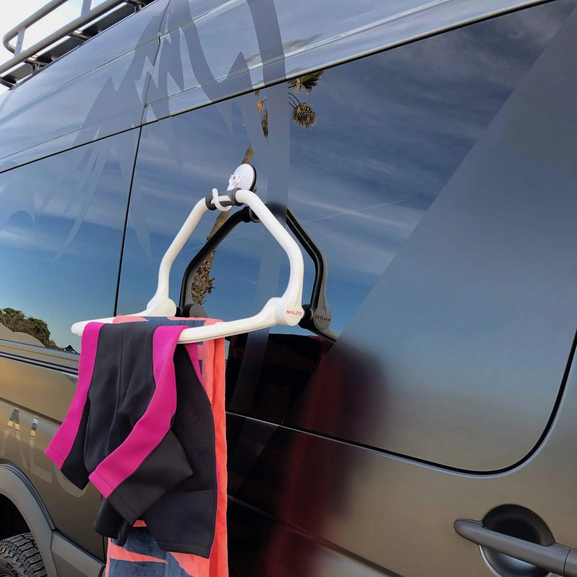 Malo'o - Dry Rack Suction Cup
