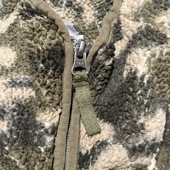 The North Face Campshire Plush Sherpa Hoodie